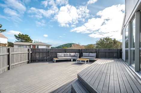 Photo of property in 3a Anaheim Place, Churton Park, Wellington, 6037