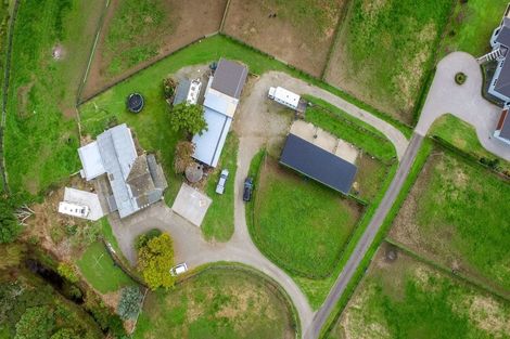 Photo of property in 24 Waipapa Road, Waitara, 4383