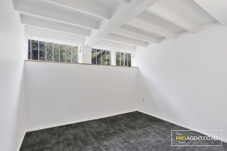 Photo of property in 50 Rimutaka Place, Titirangi, Auckland, 0604