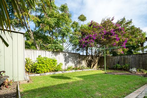 Photo of property in 3 Parani Court, Te Atatu Peninsula, Auckland, 0610