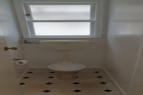 Photo of property in 12a Maraval Crescent, Grenada Village, Wellington, 6037