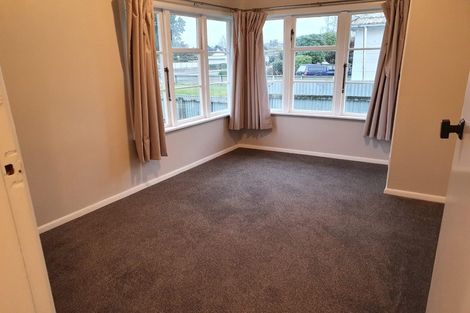 Photo of property in 10 Victor Street, Dannevirke, 4930