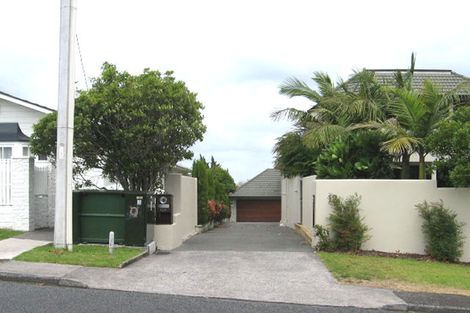 Photo of property in 1/12 Richards Avenue, Forrest Hill, Auckland, 0620