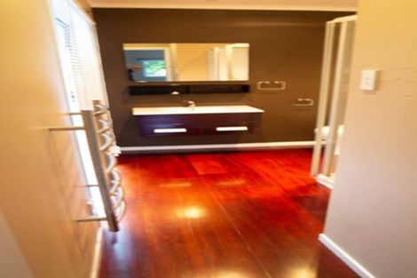 Photo of property in 787 Scenic Drive, Henderson Valley, Auckland, 0612