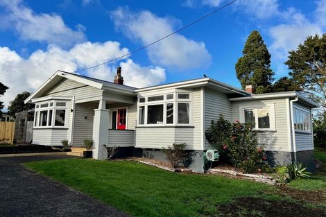 Photo of property in 6 Stonehurst Avenue, Waiuku, 2123