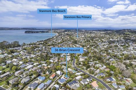 Photo of property in 36 Brian Crescent, Stanmore Bay, Whangaparaoa, 0932