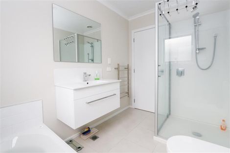 Photo of property in 27 Ridgedale Crescent, Flagstaff, Hamilton, 3210