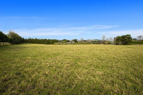 Photo of property in 15 Sands Road, Glenbervie, 0173