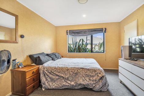 Photo of property in 75 Parnell Heights, Kelvin Grove, Palmerston North, 4414