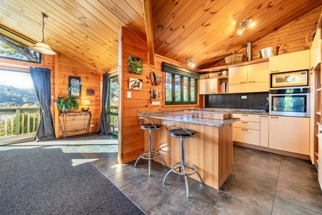 Photo of property in 19 Carlow Grove, Birchville, Upper Hutt, 5018