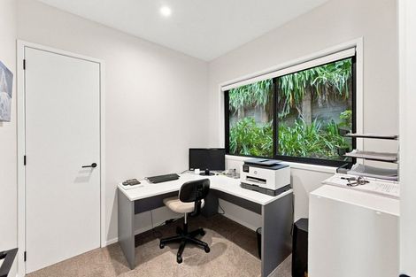 Photo of property in 17 Lawry Street, Blagdon, New Plymouth, 4310
