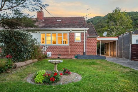 Photo of property in 27 Hayward Terrace, Waiwhetu, Lower Hutt, 5010