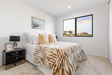 Photo of property in 12 Mairehau Street, Westgate, 0814