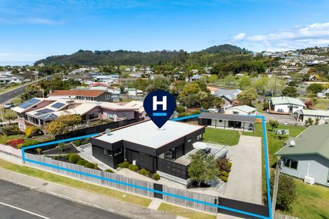 Photo of property in 109 Achilles Avenue, Whangamata, 3620