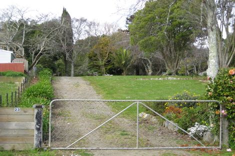 Photo of property in 23 Wi Pere Street, Manakau, 5573