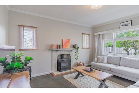 Photo of property in 19 Raymond Street, West End, Timaru, 7910
