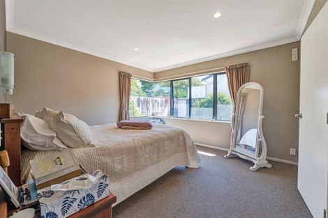 Photo of property in 30 Moulton Street, Moturoa, New Plymouth, 4310