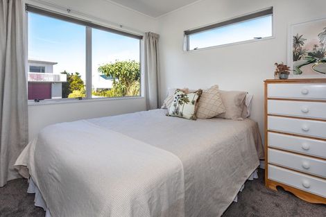 Photo of property in 8 Ridge Road, Tairua, 3508