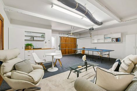 Photo of property in 6 Seabreeze Road, Narrow Neck, Auckland, 0624