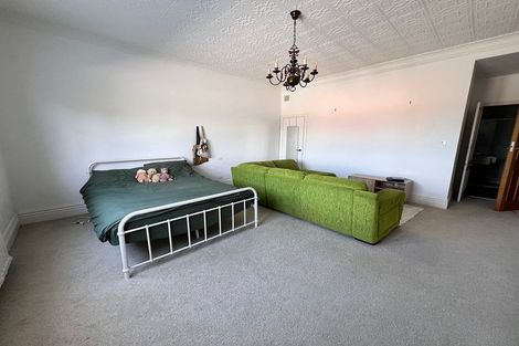 Photo of property in 8 Central Terrace, Kelburn, Wellington, 6012