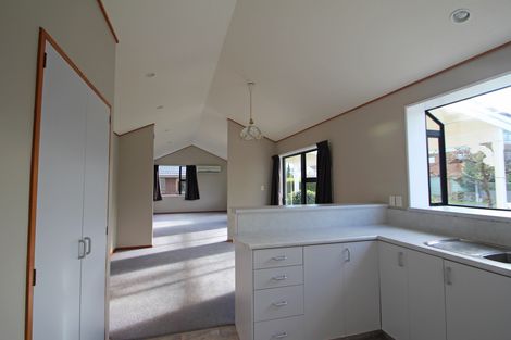 Photo of property in 22 Leven Street, South Hill, Oamaru, 9400