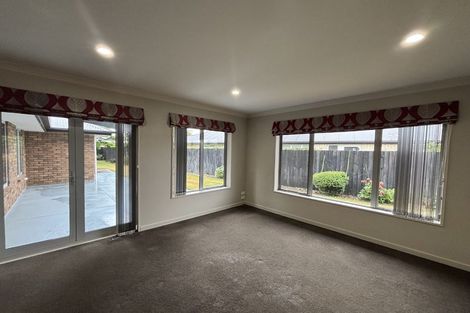 Photo of property in 7 Goldie Place, Rolleston, 7614