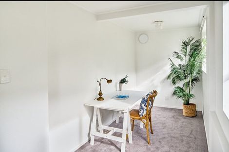 Photo of property in 27 Old Coach Road, Johnsonville, Wellington, 6037