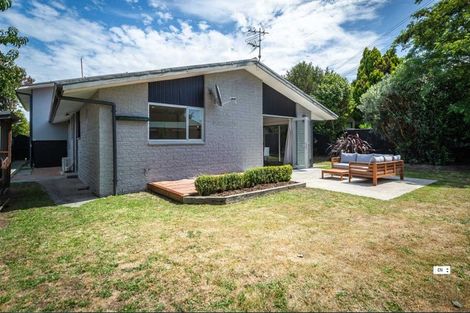 Photo of property in 32 Ambleside Drive, Burnside, Christchurch, 8053