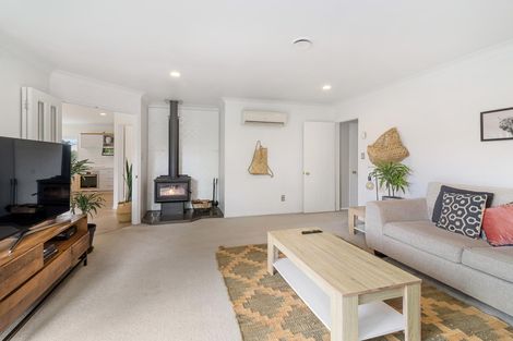 Photo of property in 71 Basley Road, Owhata, Rotorua, 3010