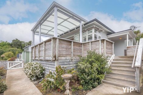 Photo of property in 29 Petherick Crescent, Johnsonville, Wellington, 6037