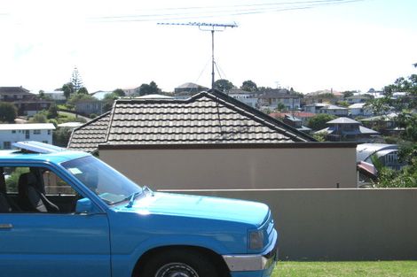 Photo of property in 18a Braemar Road, Rothesay Bay, Auckland, 0630