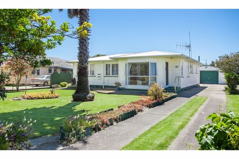Photo of property in 15 Rimu Street, Edgecumbe, 3120