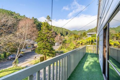 Photo of property in 32 Elmslie Road, Pinehaven, Upper Hutt, 5019