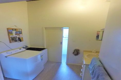 Photo of property in 52 Milne Terrace, Island Bay, Wellington, 6023