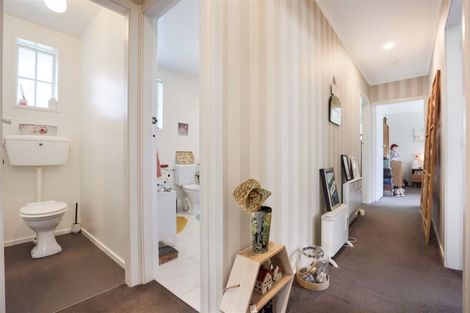 Photo of property in 25 Buckleys Terrace, Tinwald, Ashburton, 7700