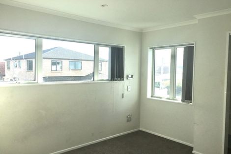 Photo of property in 8 Toro Lane, Manurewa, Auckland, 2102