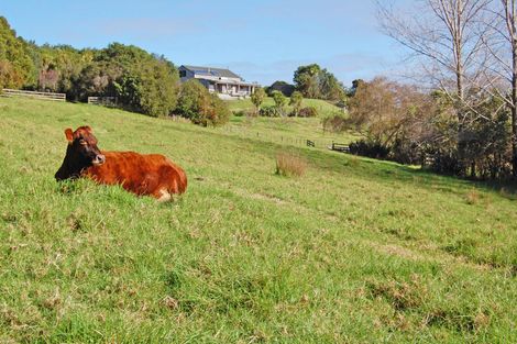 Photo of property in 32 Waterview Crescent, Kaiwaka, 0573