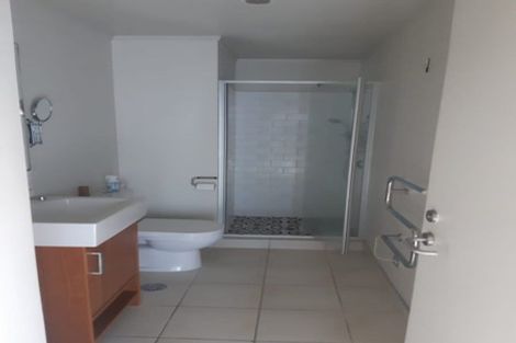 Photo of property in The Grand Apartments, 2a/4 Kell Drive, Albany, Auckland, 0632