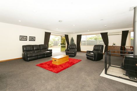 Photo of property in 8 Ferrier Place, Tinwald, Ashburton, 7700