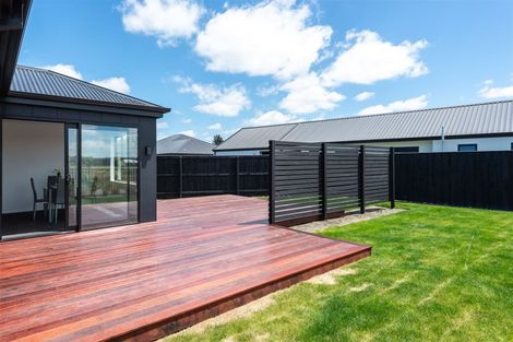 Photo of property in 23 Angus Place, Rangiora, 7400