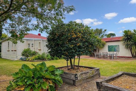 Photo of property in 143 Charles Street, Blenheim, 7201