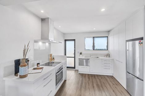 Photo of property in 12/22 Springfield Road, St Albans, Christchurch, 8014