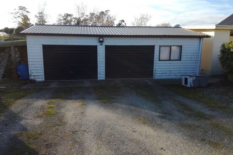 Photo of property in 2268 Ohai Clifden Highway, Orawia, Otautau, 9682