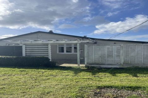 Photo of property in 87 Don Buck Road, Massey, Auckland, 0614