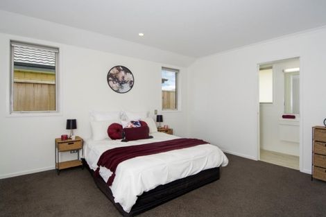 Photo of property in 29 Livingstone Drive, Papamoa Beach, Papamoa, 3118