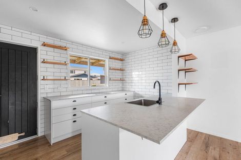 Photo of property in 1 Farm Road, Waihi Beach, 3611