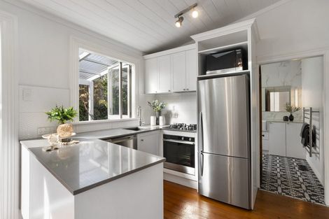 Photo of property in 12 Wynyard Road, Mount Eden, Auckland, 1024
