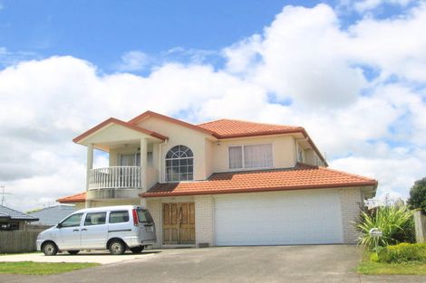 Photo of property in 12 Cloverlea Place, Pukekohe, 2120