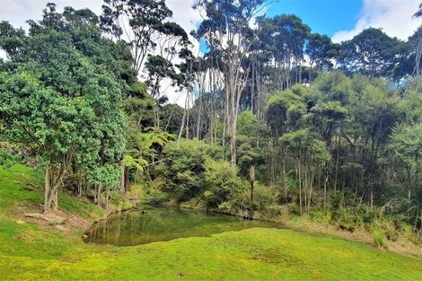 Photo of property in 14 Yelash Road, Massey, Auckland, 0614