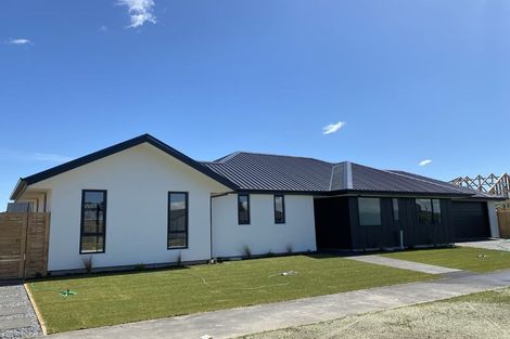 Photo of property in 157 Shillingford Boulevard, Rolleston, 7615